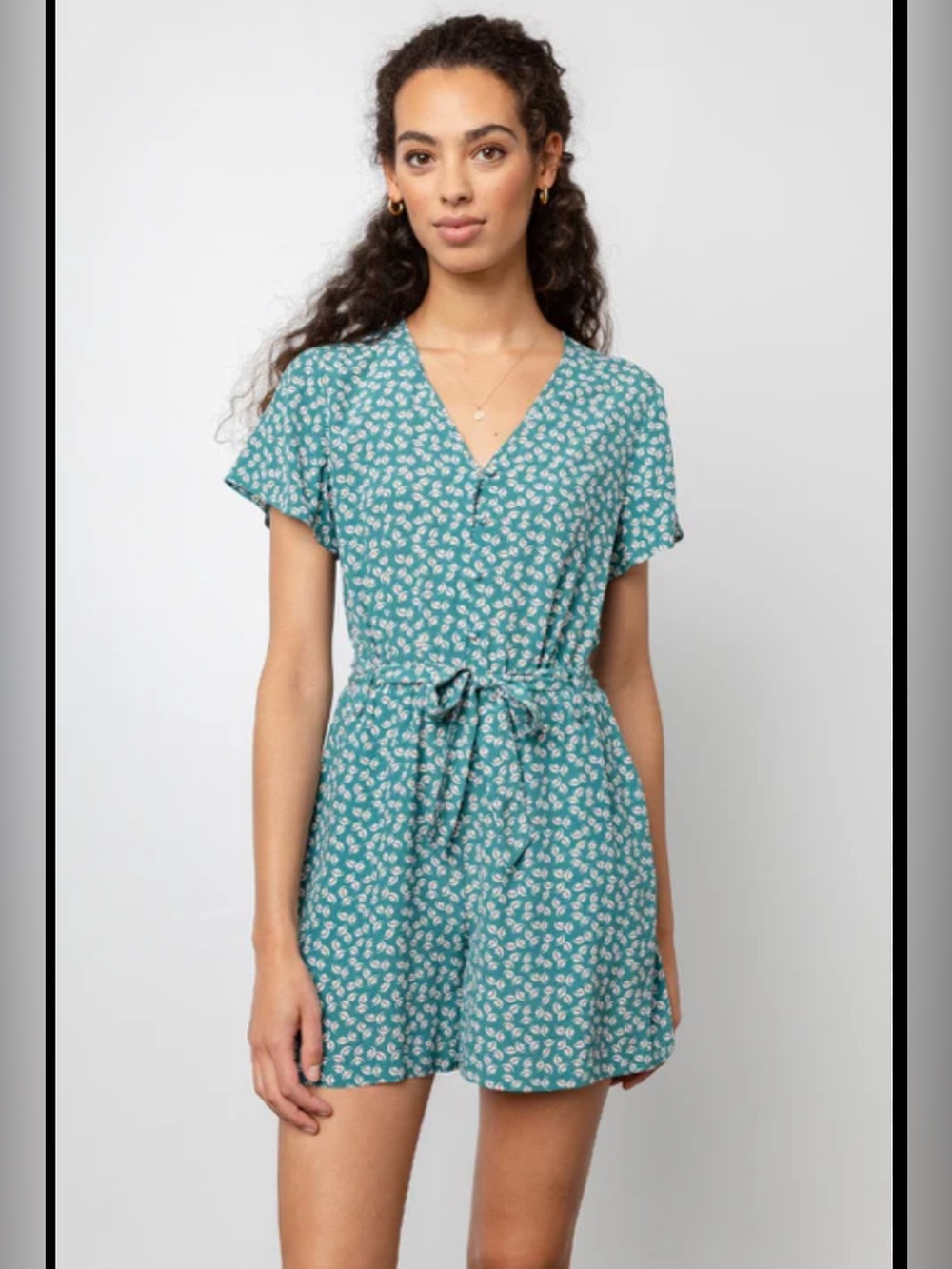 Rails Sophie Lotus Romper green floral pattern self front tie waist. Size XS.